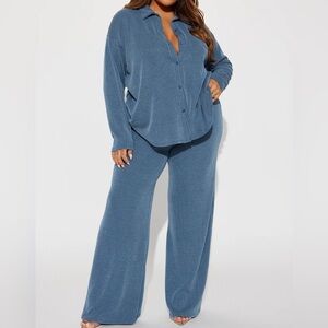 FASHION NOVA RIBBED BLUE TOP with Pant.